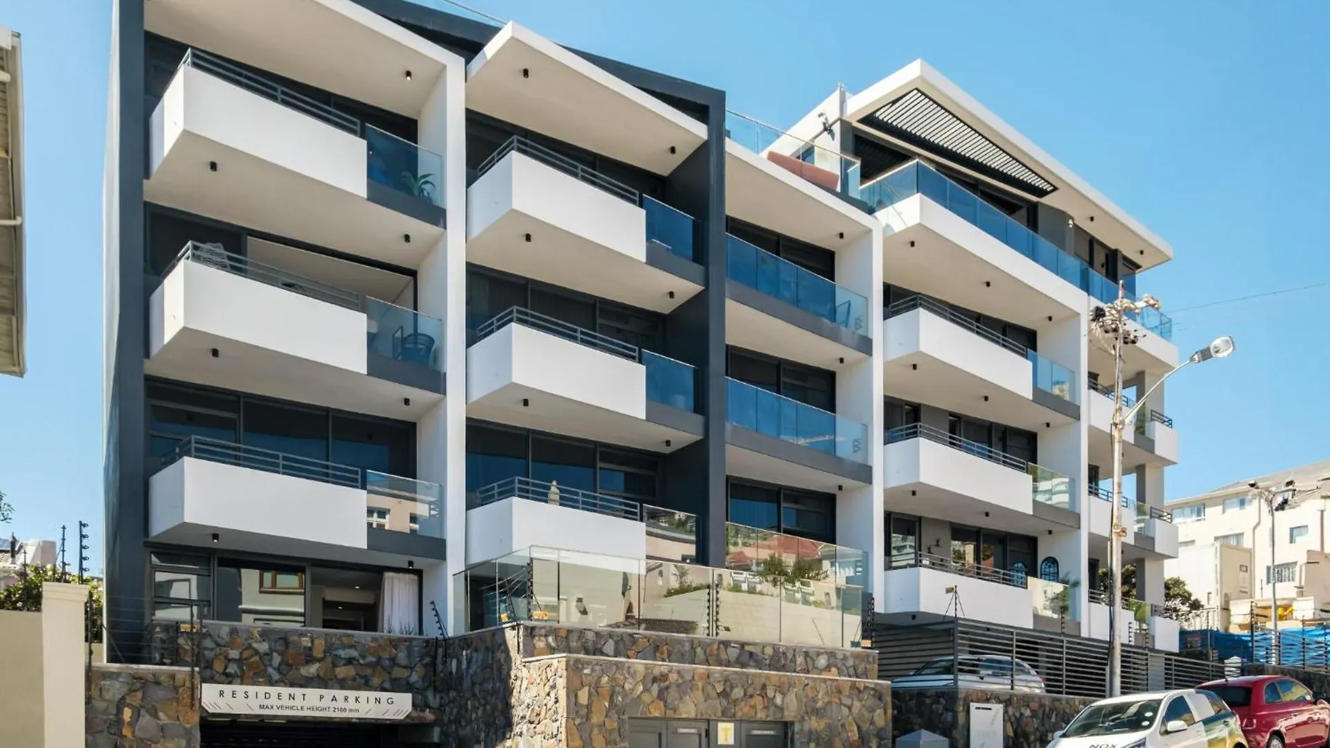 Modern Studio W Views In Cape Town Bantry Condo 0*,