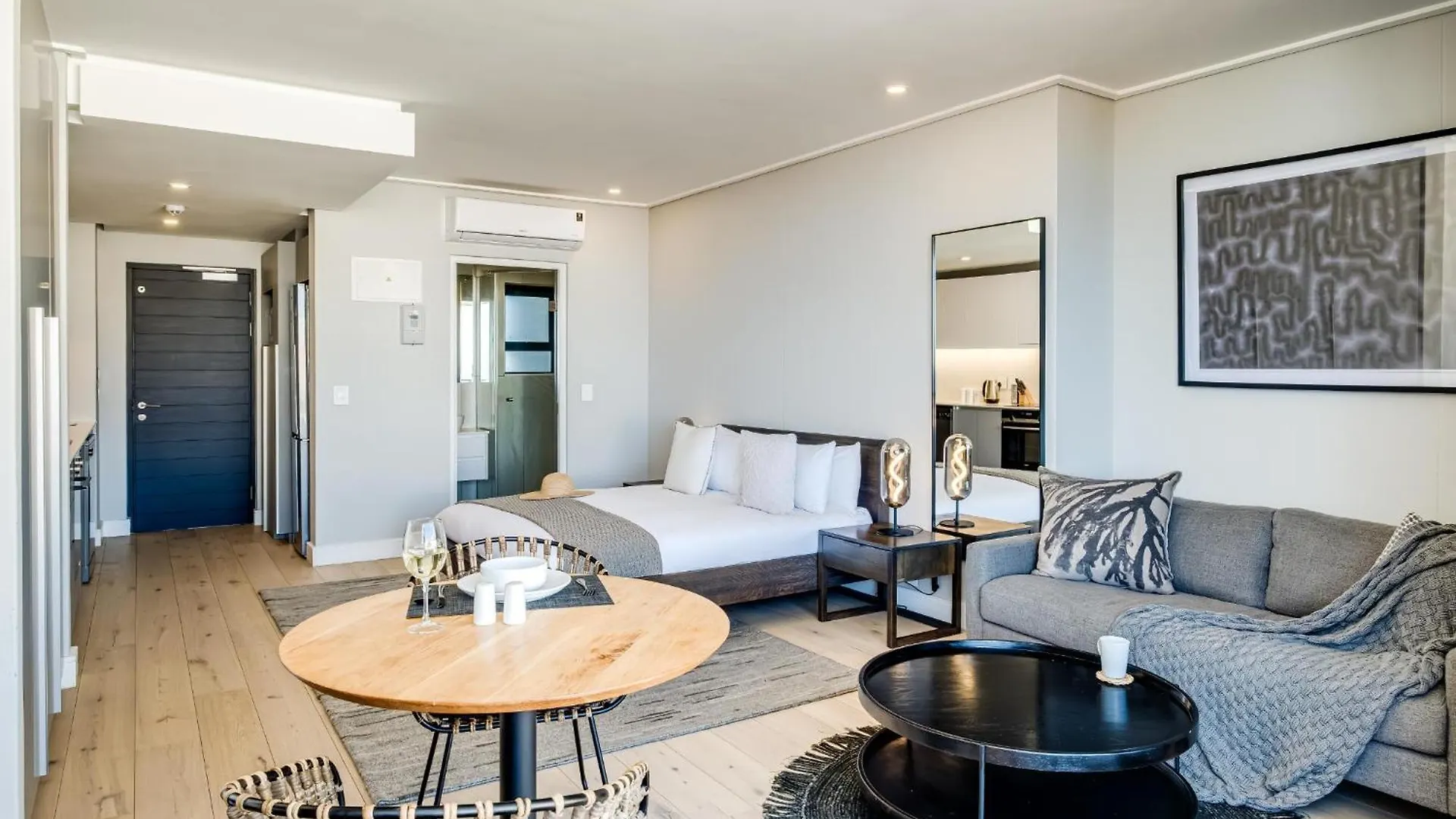 Modern Studio W Views In Cape Town Bantry Condo South Africa